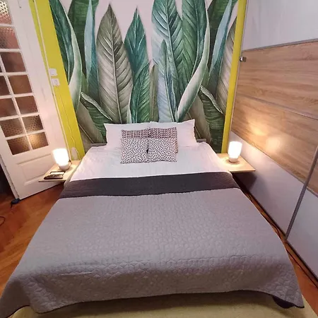 Margaret Bridge Cozy Flat Budapest